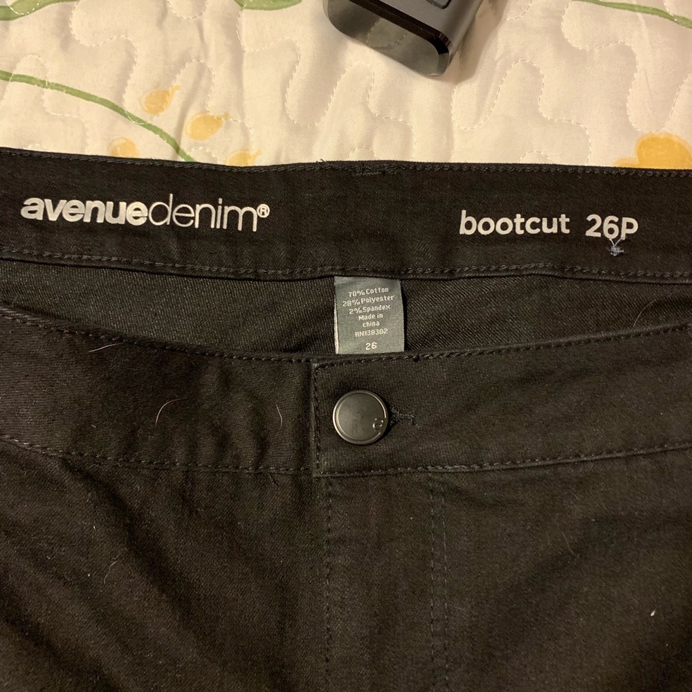 Bootcut stretchy jeans.